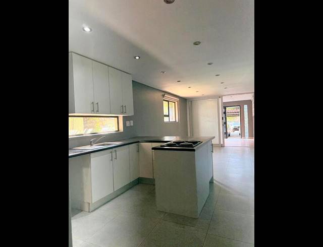 2 BEDROOM PROPERTY TO RENT IN SUNNINGDALE